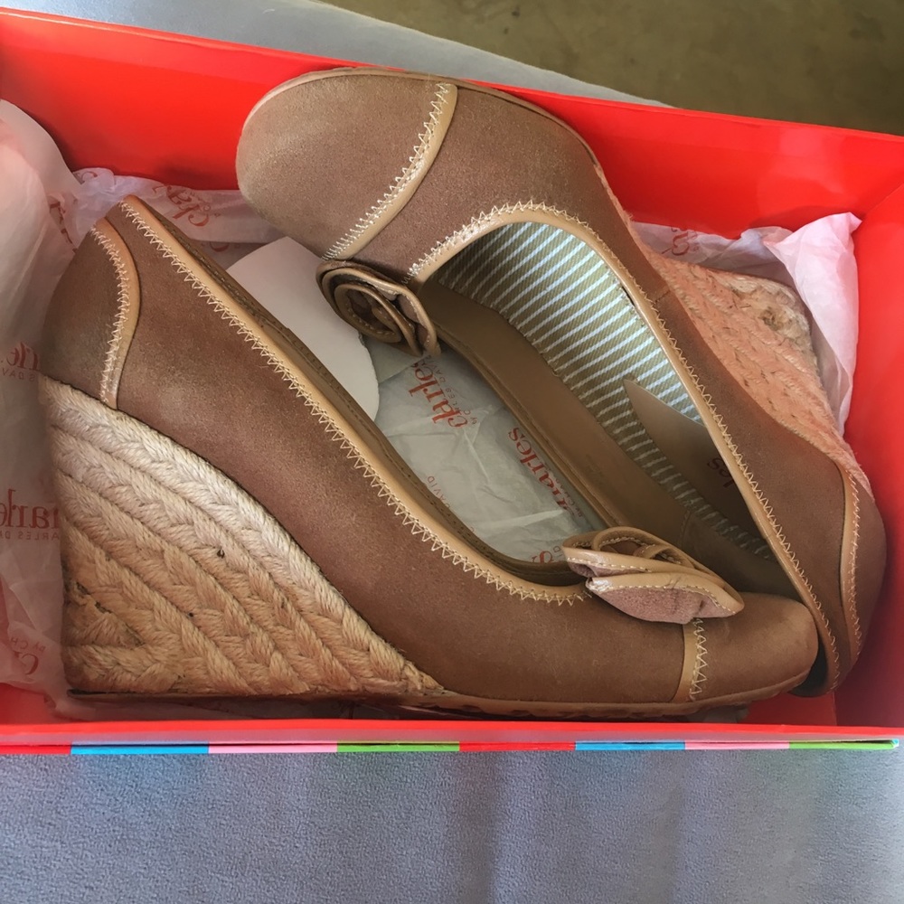 Carmel Color wedges